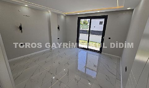 Didim Efeler’de Satılık Lüks Villa