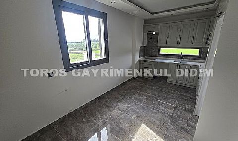 Didim Fevzi paşa mahallesinde plaja 1.200 mt mesafede satılık tam müstakil villa