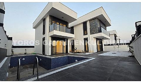 Didim Hisar Mahallesinde Özel Tasarımlı Satılık Lüks Ve Konforun Buluştuğu Tam Müstakil Villa