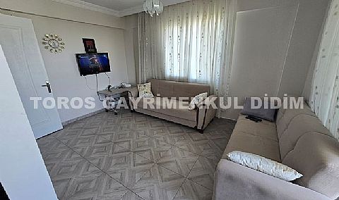 Didim Hisar Mahallesi'nde Yaz-Kış Oturuma Uygun, 95 m² Genişliğinde Kısmi Ayrı Mutfaklı satılık 2+1