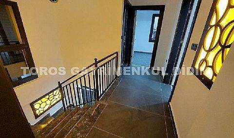 Didim hisarda 300 m2 arsa üzerine kurulu satılık müstakil villa