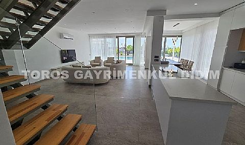 Didim hisarda 500 m2 arsa üzerine kurulu sıfır eşyalı satılık villa