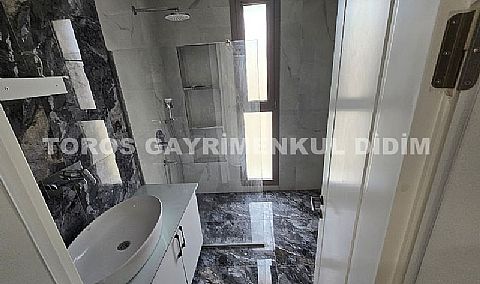 Didim hisarda 500 m2 arsa üzerine kurulu sıfır eşyalı satılık villa