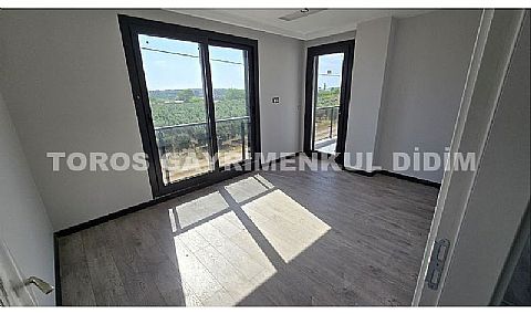 Didim hisarda denize 2.km mesafede satılık yazlık villa