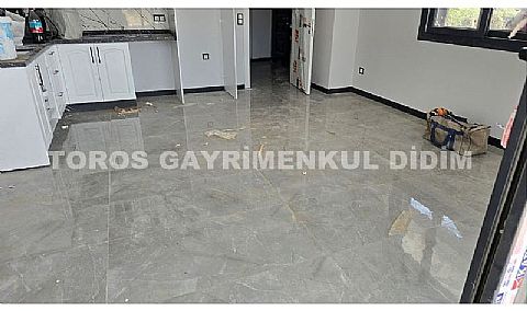 Didim hisarda denize 2.km mesafede satılık yazlık villa