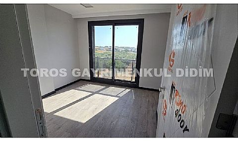 Didim hisarda denize 2.km mesafede satılık yazlık villa