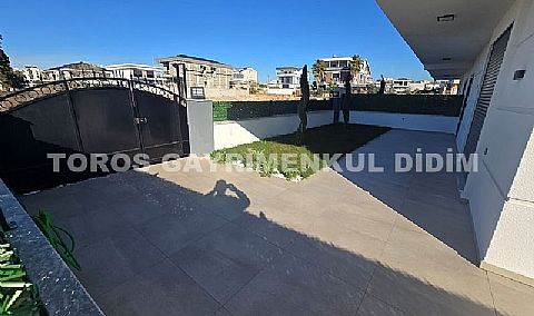 Didim hisarda satilik 3+1 yazlik villa 