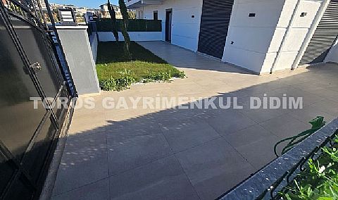 Didim hisarda satilik 3+1 yazlik villa 