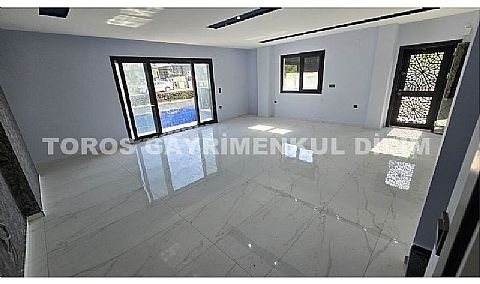 didim hisarda satılık 3+1 yazlık villa