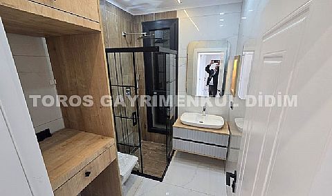 Didim hisarda villalar bölgesinde satılık yazlık villa