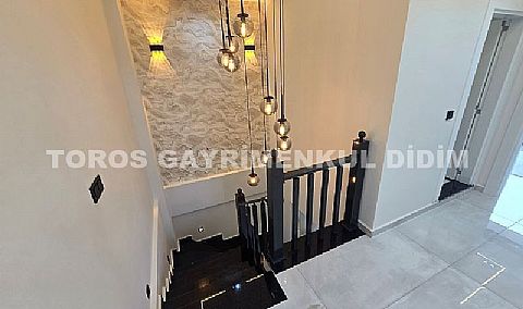 Didim hisarda villalar bölgesinde satılık yazlık villa