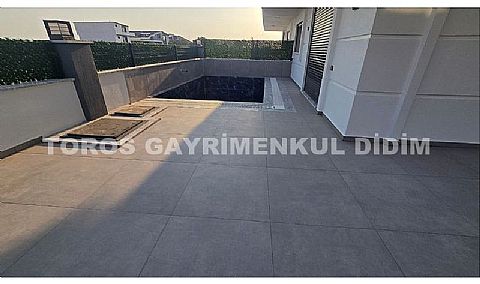 Didim Hisar’da 500 m2 arsa içerisinde satılık 4 adet dublex villa