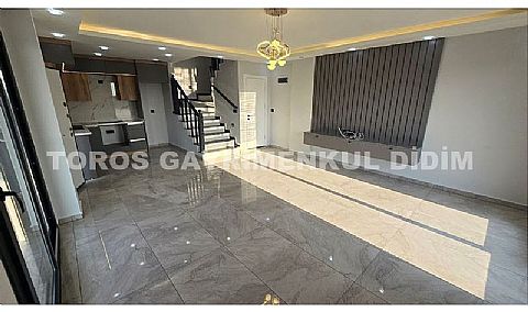 Didim Hisar’da 500 m2 arsa içerisinde satılık 4 adet dublex villa