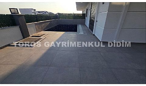 Didim Hisar’da 500 m2 arsa içerisinde satılık 4 adet dublex villa