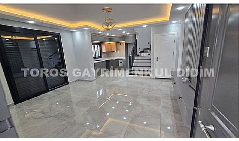 Didim Hisar’da 500 m2 arsa içerisinde satılık 4 adet dublex villa