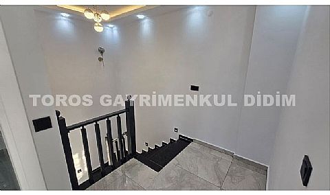 Didim Hisar’da 500 m2 arsa içerisinde satılık 4 adet dublex villa
