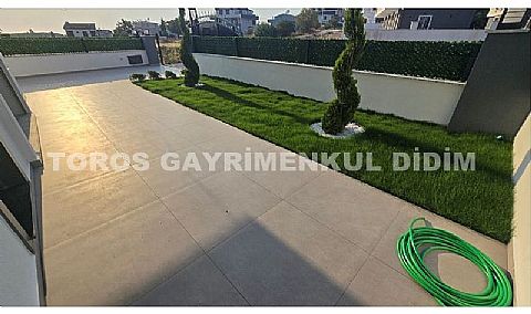 Didim Hisar’da 500 m2 arsa içerisinde satılık 4 adet dublex villa