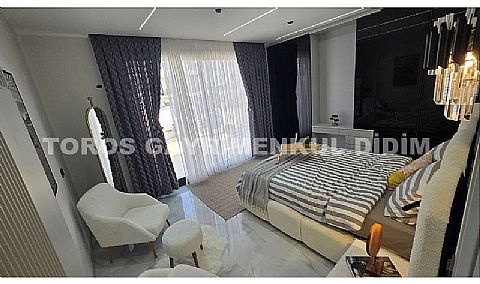 Didim Köşe Konum, 656 m² Arsa, Özel Tasarım Ful Eşyalı Villa