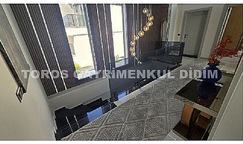 Didim Köşe Konum, 656 m² Arsa, Özel Tasarım Ful Eşyalı Villa