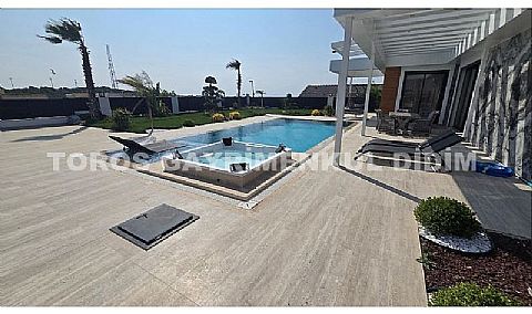 Didim Köşe Konum, 656 m² Arsa, Özel Tasarım Ful Eşyalı Villa