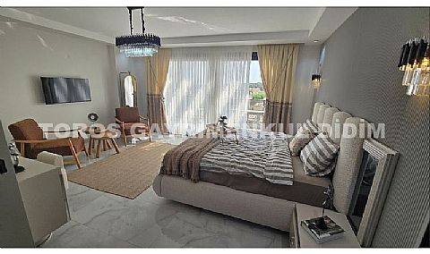 Didim Köşe Konum, 656 m² Arsa, Özel Tasarım Ful Eşyalı Villa