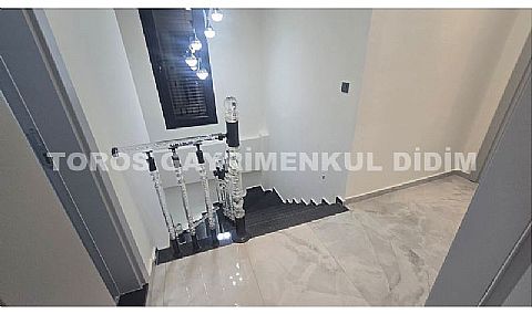 Didim mavişehirde denize 400 mt mesafede satılık müstakil villa