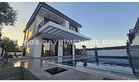 Didim mavişehirde denize 400 mt mesafede satılık müstakil villa