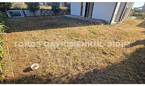 Didim Mavişehir’de , 300  m2  arsa içerisinde,  4+1  deniz  manzaralı  satılık  villa