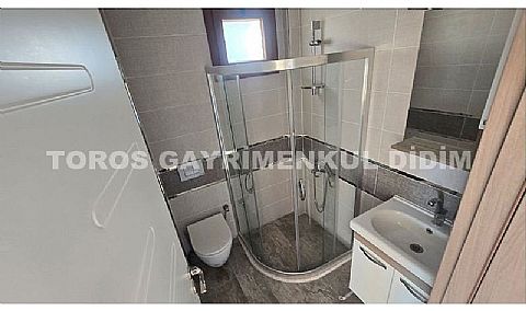 Didim Mavişehir’de , 300  m2  arsa içerisinde,  4+1  deniz  manzaralı  satılık  villa