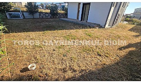 Didim Mavişehir’de , 300  m2  arsa içerisinde,  4+1  deniz  manzaralı  satılık  villa