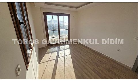 Didim Mavişehir’de , 300  m2  arsa içerisinde,  4+1  deniz  manzaralı  satılık  villa