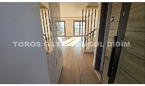 Didim Mavişehir’de , 300  m2  arsa içerisinde,  4+1  deniz  manzaralı  satılık  villa