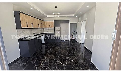 Didim Mavişehir’de plaja 400 mt. mesafede satılık villa