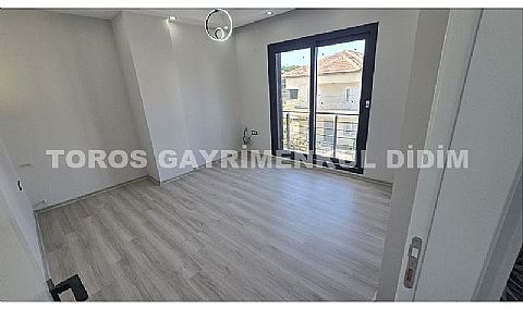 Didim Mavişehir’de plaja 400 mt. mesafede satılık villa
