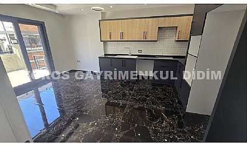 Didim Mavişehir’de plaja 400 mt. mesafede satılık villa