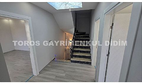 Didim Mavişehir’de plaja 400 mt. mesafede satılık villa