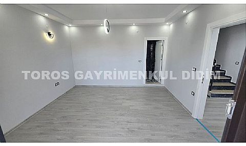 Didim Mavişehir’de plaja 400 mt. mesafede satılık villa