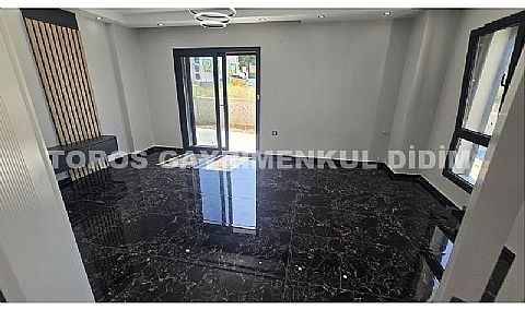 Didim Mavişehir’de plaja 400 mt. mesafede satılık villa