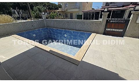Didim Mavişehir’de plaja 400 mt. mesafede satılık villa