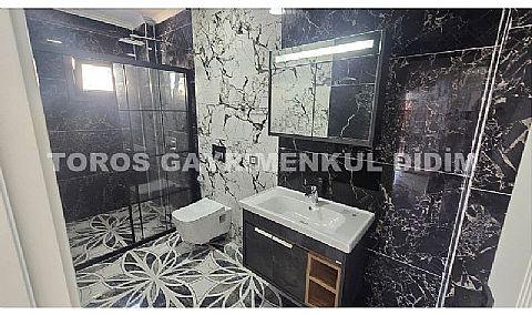 Didim Mavişehir’de plaja 400 mt. mesafede satılık villa