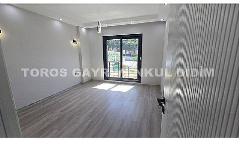 Didim Mavişehir’de plaja 400 mt. mesafede satılık villa