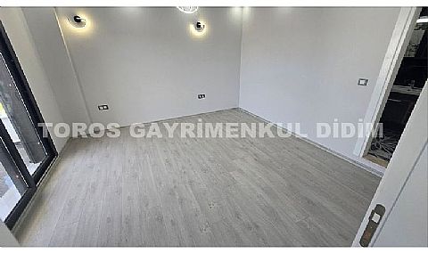 Didim Mavişehir’de plaja 400 mt. mesafede satılık villa