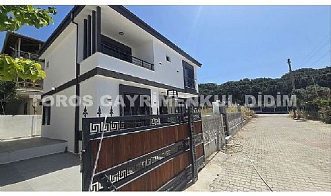 Didim Mavişehir’de plaja 400 mt. mesafede satılık villa