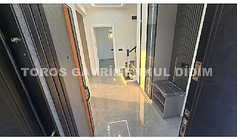 Didim merkezi lokasyonda 300 m2 içinde lüks villa