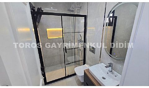 Didim merkezi lokasyonda 300 m2 içinde lüks villa
