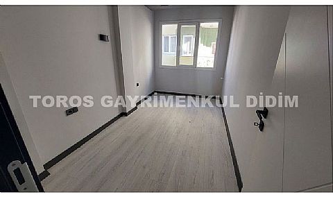 didimde altınkum denize 1 km mesafede satılık apartman dubleksi