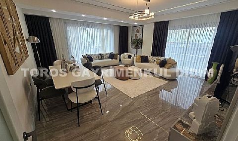 Didim,de Hayalinizdeki Müstakil Yaşam Başlıyor! 4+1 Ayrı Mutfaklı Sıfır Eşyalı Satılık Villa 