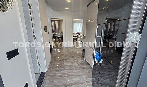 Didim,de Hayalinizdeki Müstakil Yaşam Başlıyor! 4+1 Ayrı Mutfaklı Sıfır Eşyalı Satılık Villa 