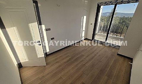 Didimde  plaja  1.km mesafede Satılık  Müstakil Villa 