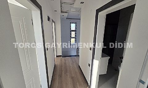 Didimde  plaja  1.km mesafede Satılık  Müstakil Villa 